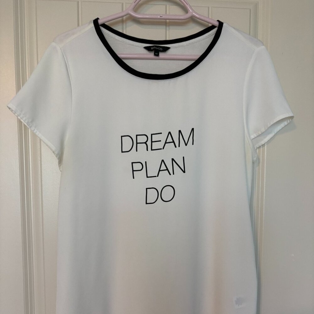 RW & Co Short Shelve Dress Shirt in size Sm